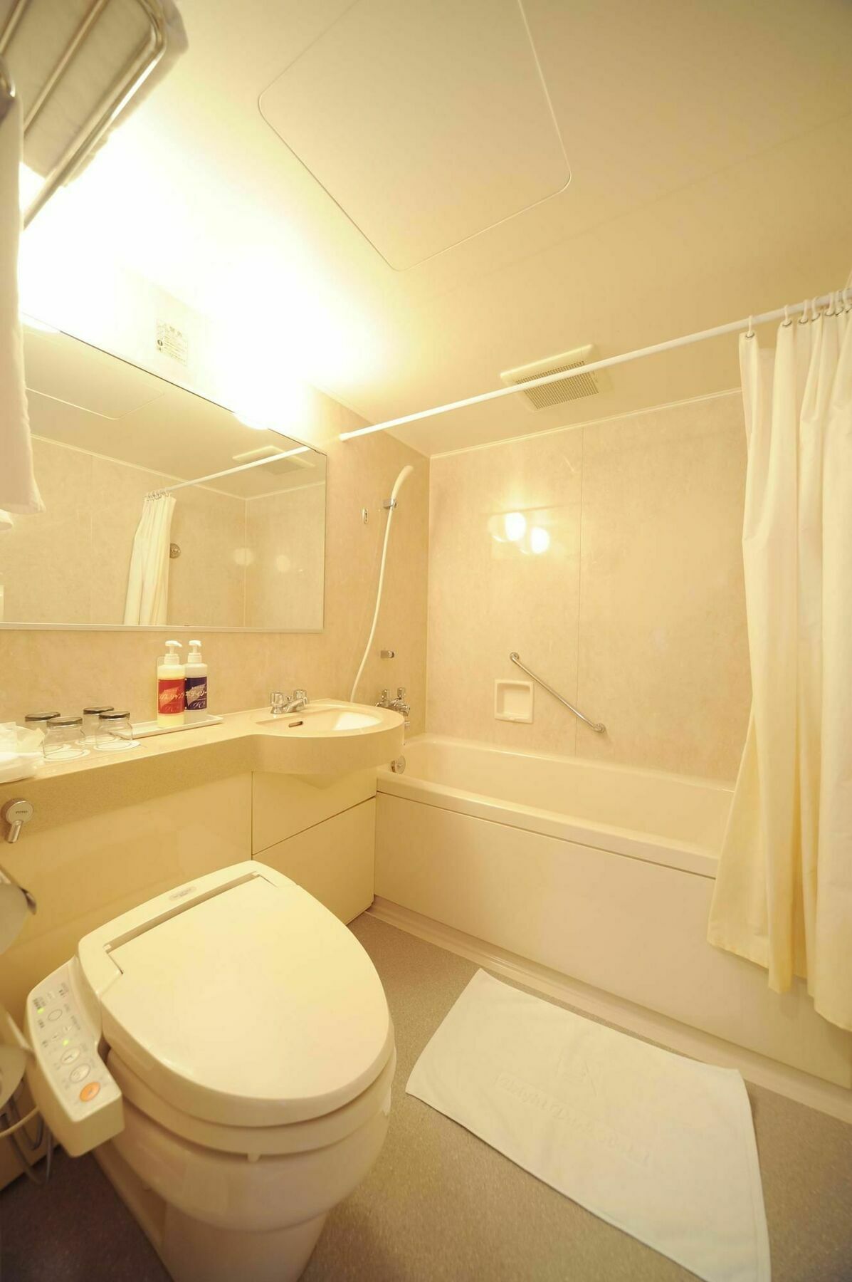 Bright Park Hotel Kōchi Buitenkant foto